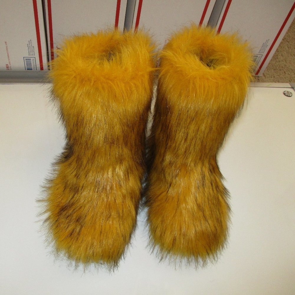 furry boots